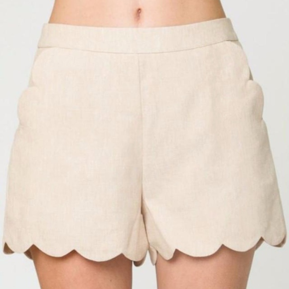 Very J Pants - Very J Scalloped Beige Shorts SMALL - BRAND NEW